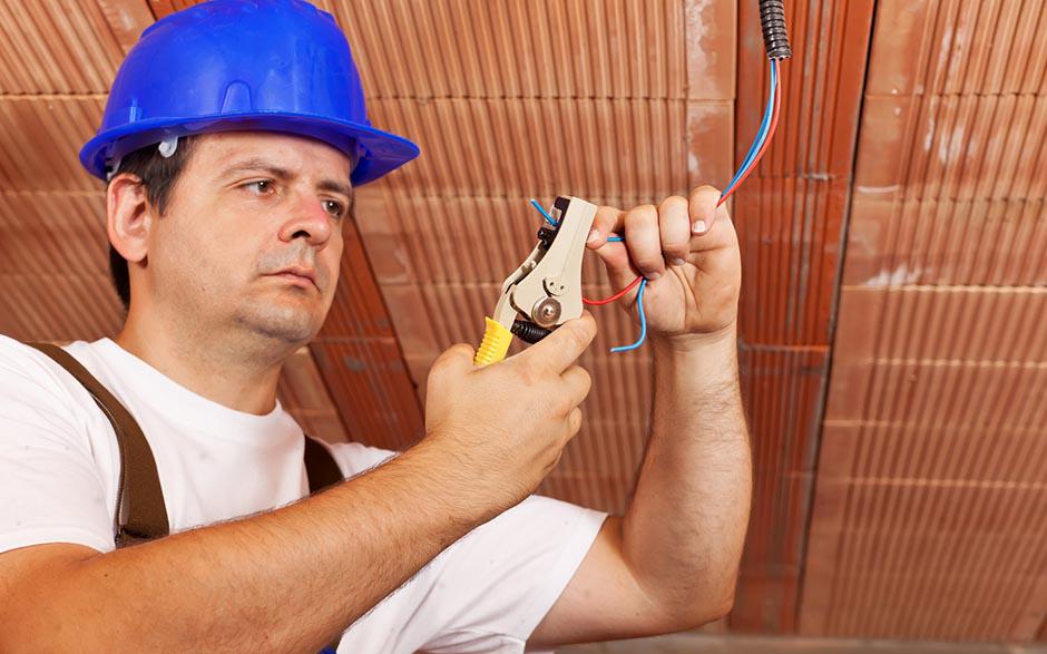 électricien de maintenance Sèvres